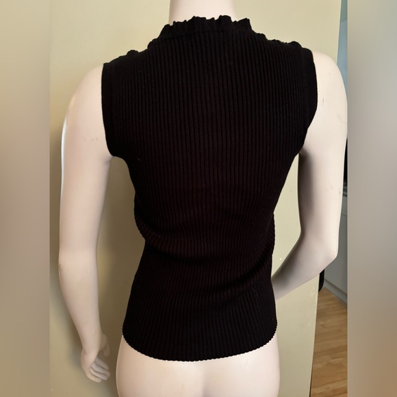 Medium Ribbed Knit Sleeveless Top- David Findlay - Picture 3 of 5
